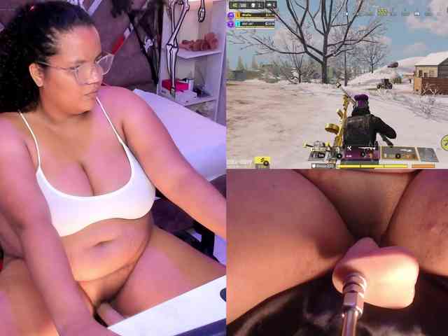 MhiaRey webcam