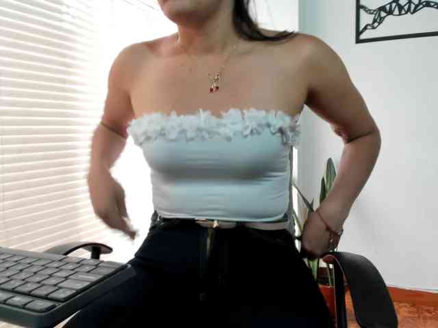 merlinaa-adams webcam