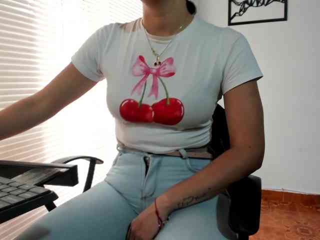 merlinaa-adams webcam