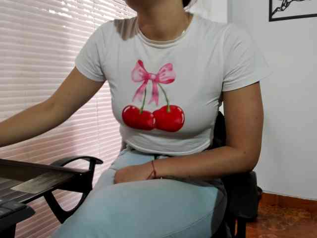 merlinaa-adams webcam