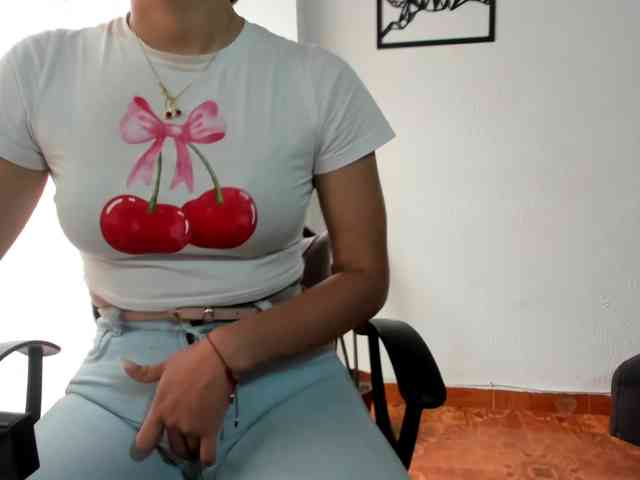 merlinaa-adams webcam