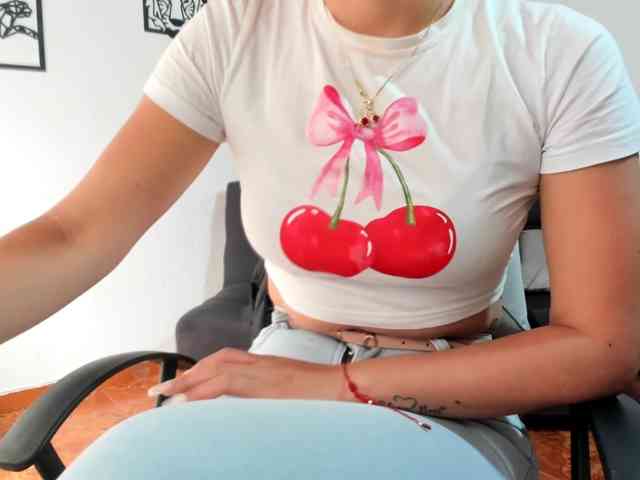 merlinaa-adams webcam