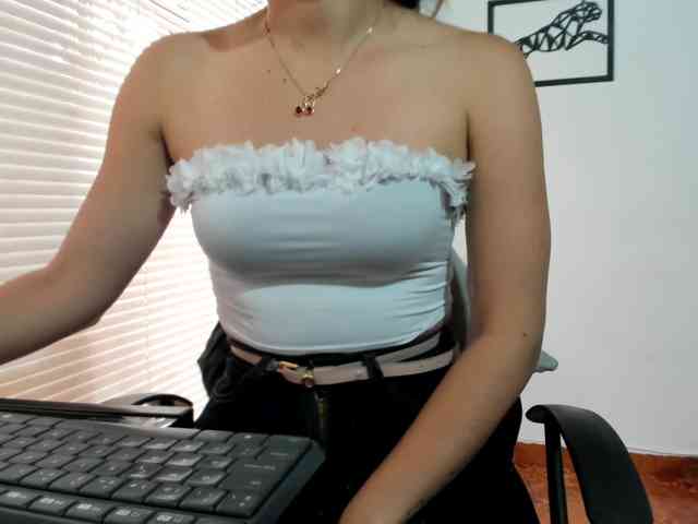 merlinaa-adams webcam