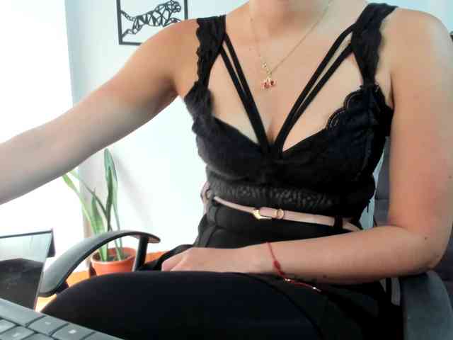 merlinaa-adams webcam