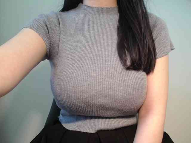 QueenHot92 webcam