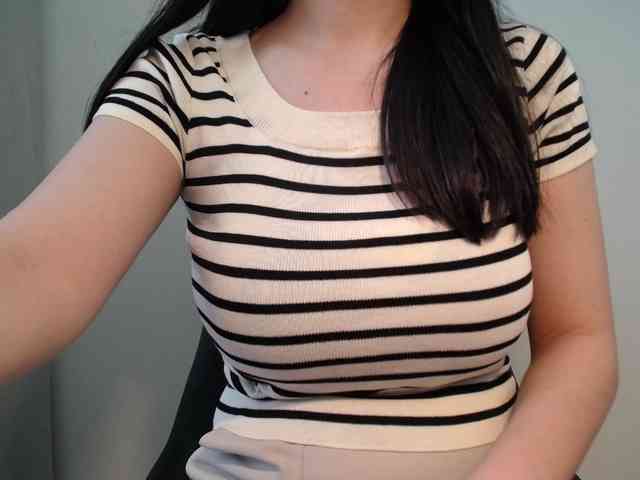 QueenHot92 webcam
