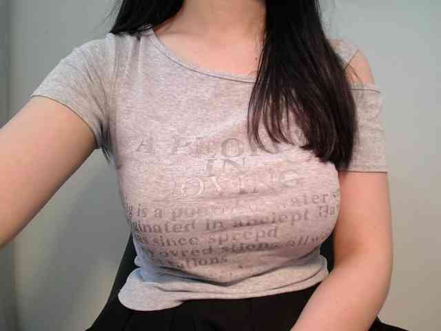 QueenHot92 webcam