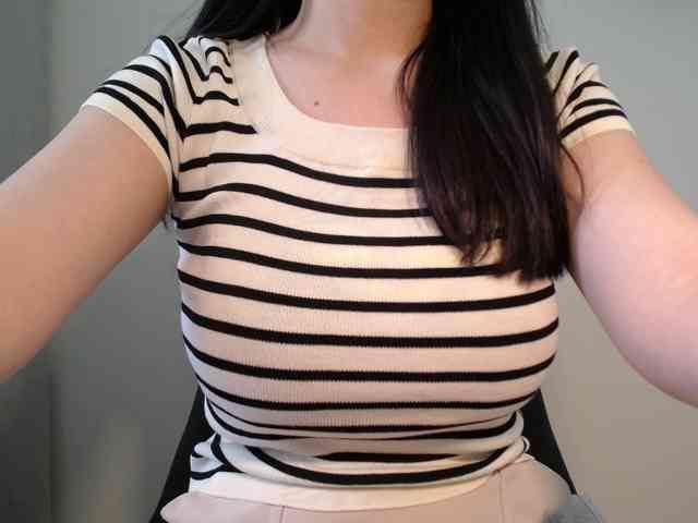 QueenHot92 webcam