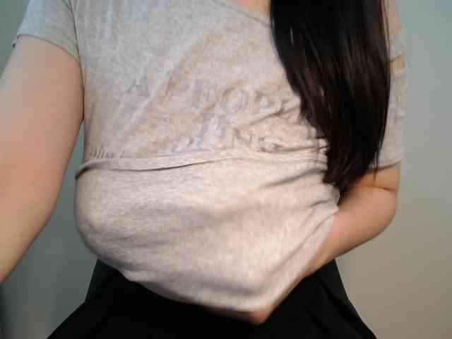 QueenHot92 webcam