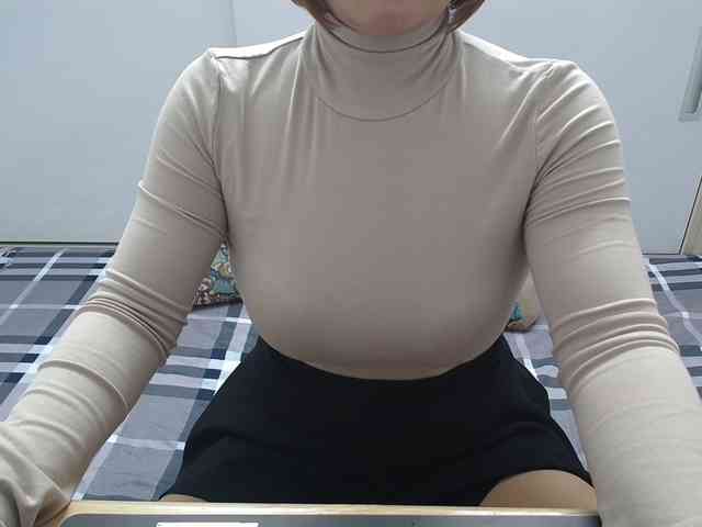 ElenaSex90 webcam