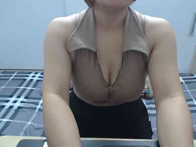 ElenaSex90 webcam