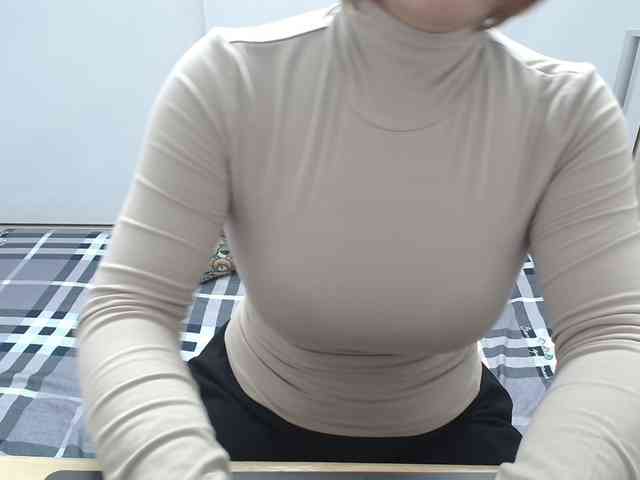 ElenaSex90 webcam