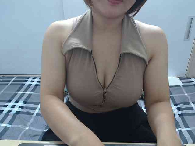 ElenaSex90 webcam
