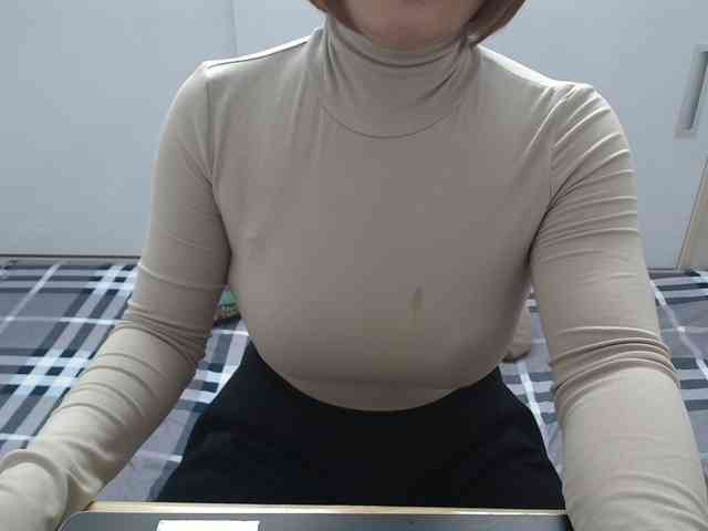 ElenaSex90 webcam