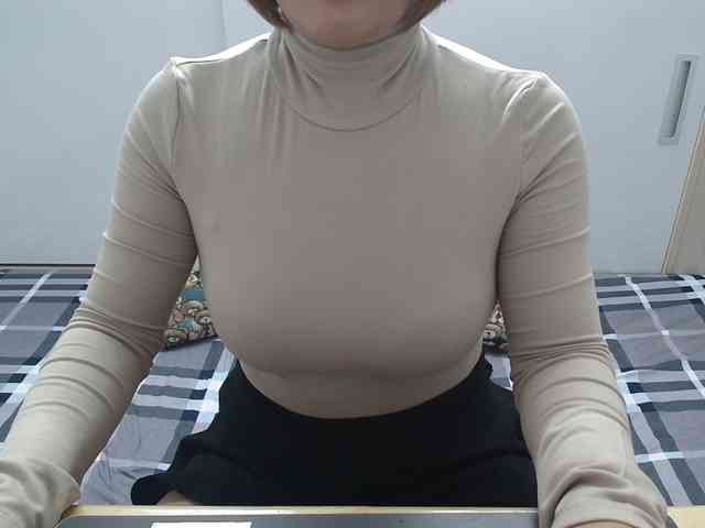 ElenaSex90 webcam