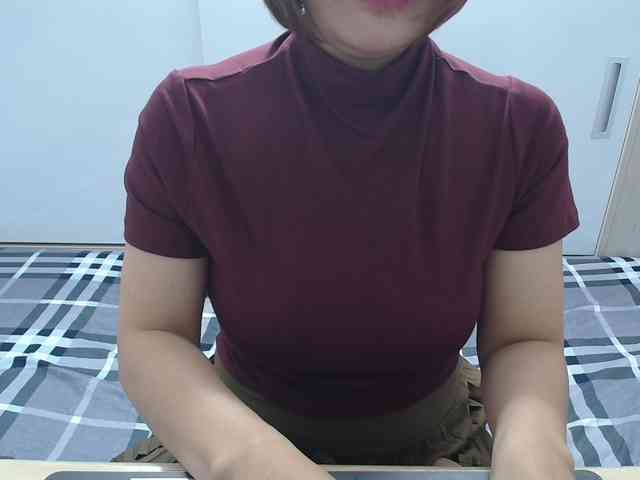 ElenaSex90 webcam