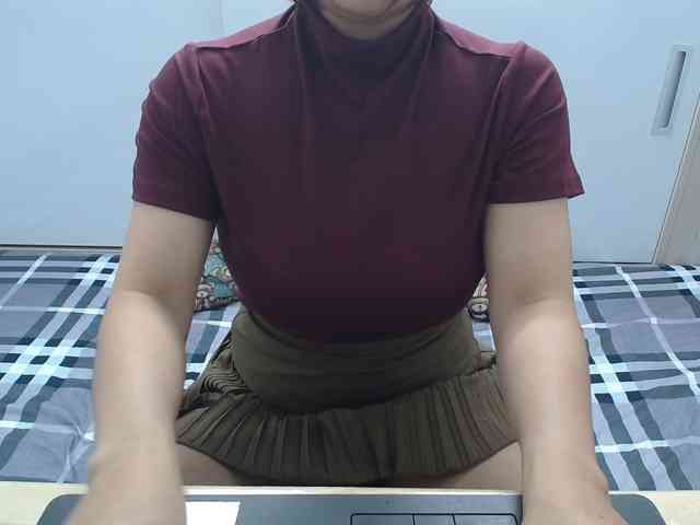 ElenaSex90 webcam