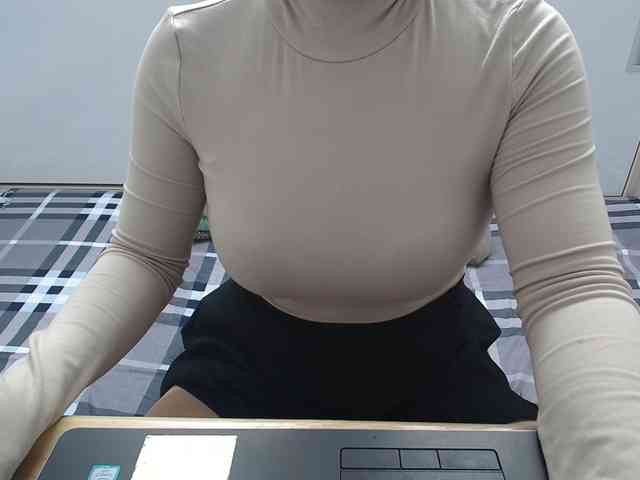 ElenaSex90 webcam