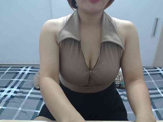 ElenaSex90 webcam