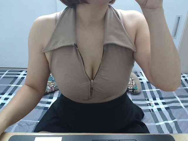 ElenaSex90 webcam
