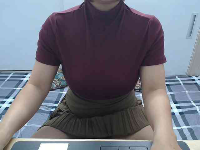 ElenaSex90 webcam