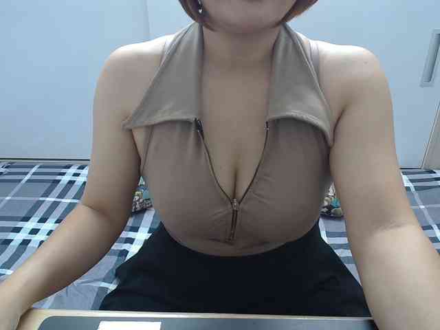 ElenaSex90 webcam