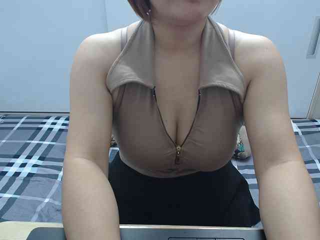 ElenaSex90 webcam