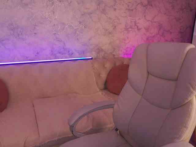 MollyWild webcam