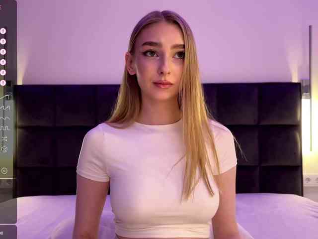DiamondLily webcam