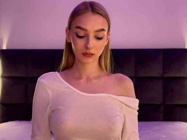 DiamondLily webcam