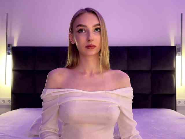 DiamondLily webcam