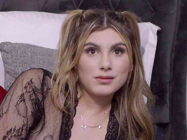 SweetAnisia webcam