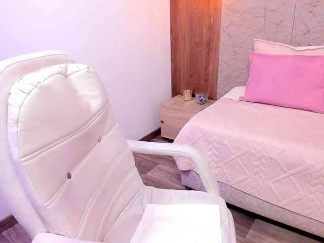 Sensual_Sahaara webcam