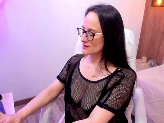 Sensual_Sahaara webcam