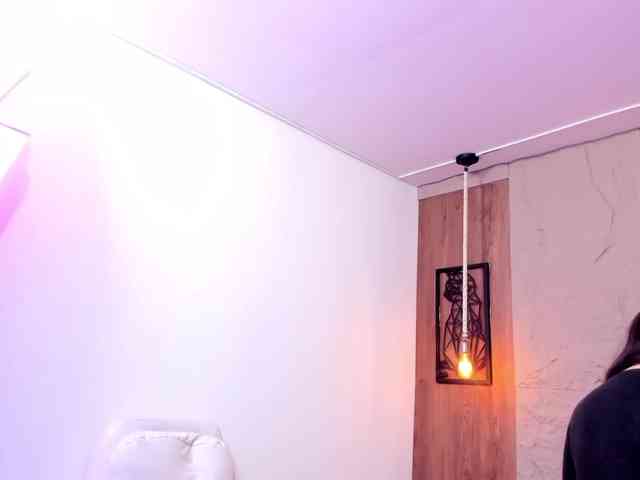 Sensual_Sahaara webcam