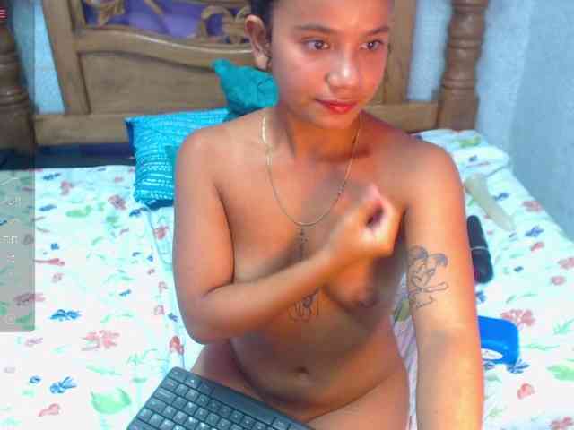 AngelicaBlue webcam