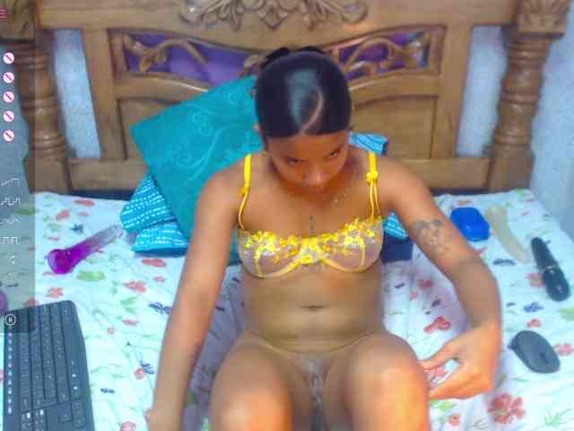 AngelicaBlue webcam
