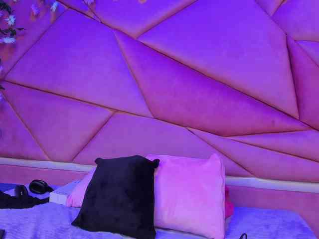 VictoriaRossy webcam