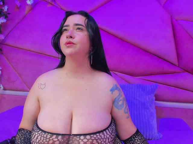 VictoriaRossy webcam