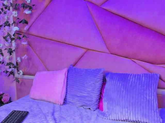 VictoriaRossy webcam