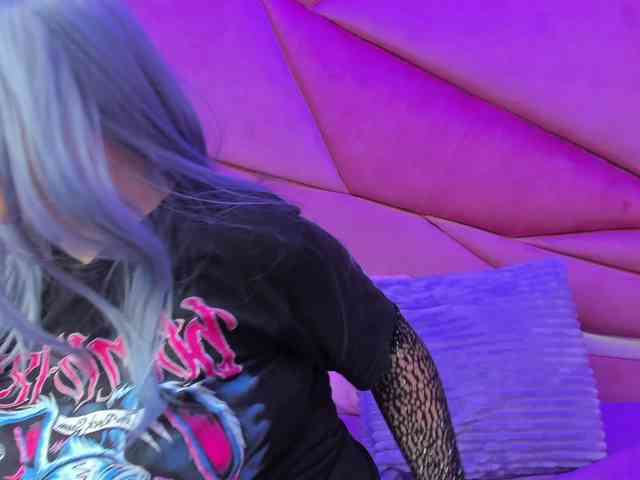 VictoriaRossy webcam