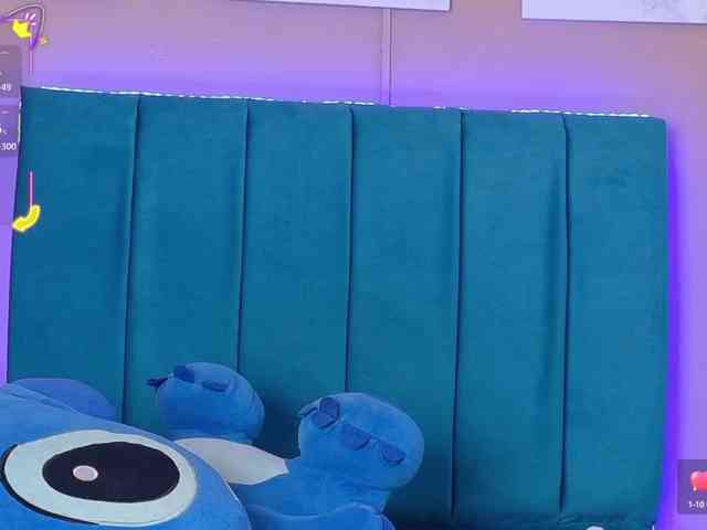 AhviEbony webcam