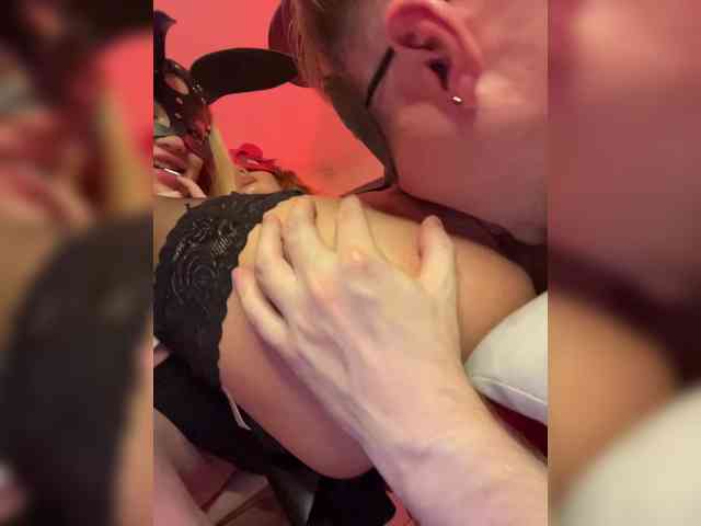 SOFYandMIKE webcam