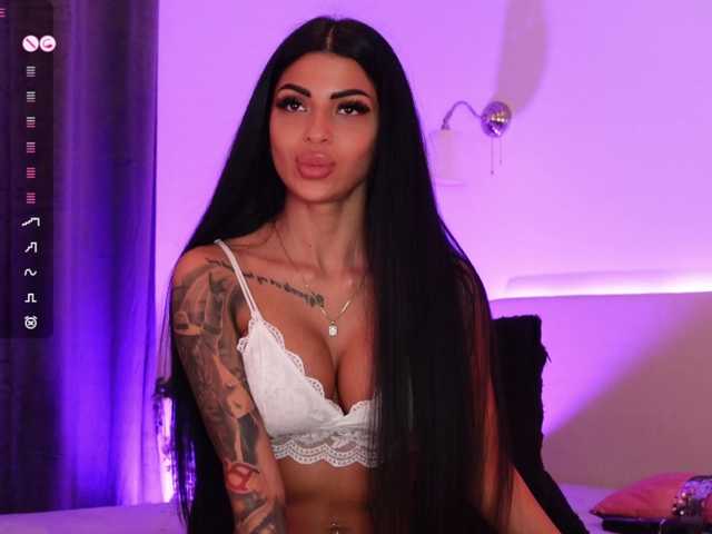 Gratis Live Sexcam mit AngelaMyst AngelaMyst