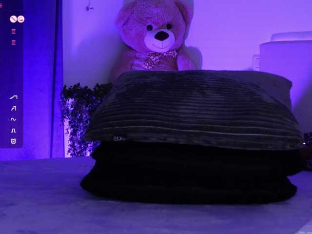 Gratis Live Sexcam mit AngelaMyst AngelaMyst