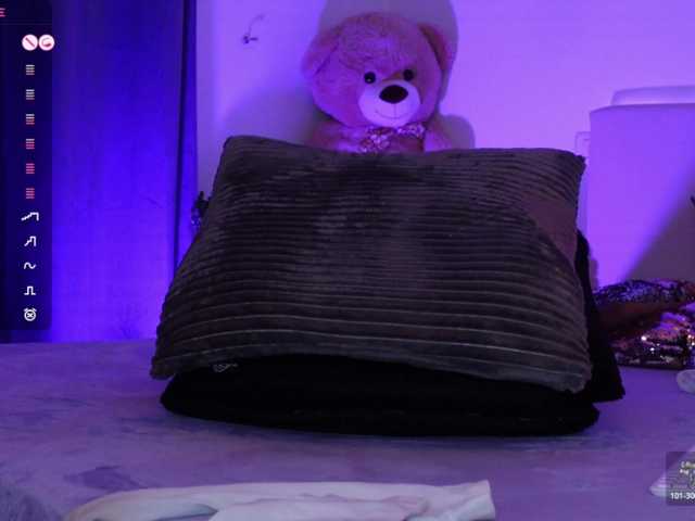 Gratis Live Sexcam mit AngelaMyst AngelaMyst