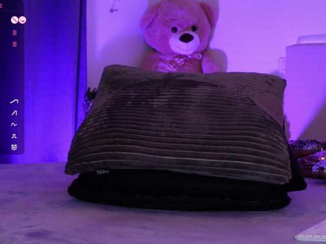 Gratis Live Sexcam mit AngelaMyst AngelaMyst