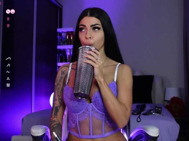 go to chat with AngelaMyst