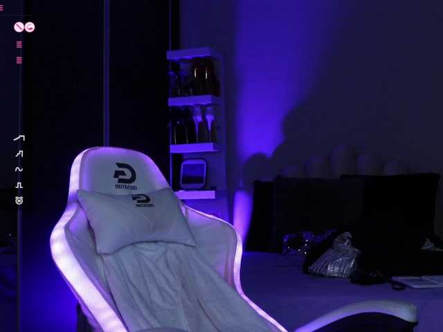 Gratis Live Sexcam mit AngelaMyst AngelaMyst