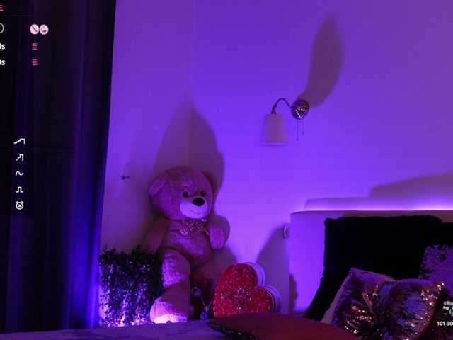 Gratis Live Sexcam mit AngelaMyst AngelaMyst